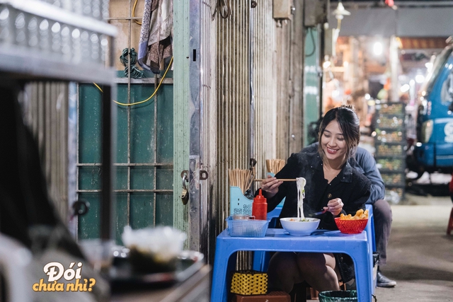 Đi ăn khuya ở khu chợ đầu mối nức tiếng quận Ba Đình: Có cả loạt món ngon bán tới tận nửa đêm - Ảnh 14.