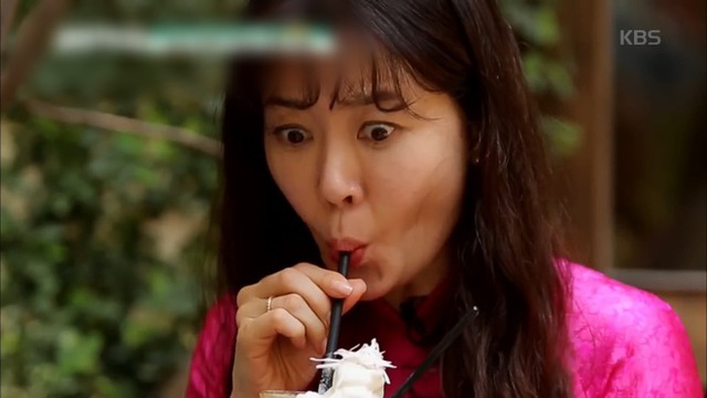 Cà phê cốt dừa Việt Nam: Từng xuất hiện trên truyền hình Hàn Quốc, khách nước ngoài mê mẩn ngay lần đầu uống thử - Ảnh 12.