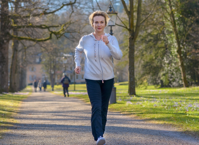 Thói quen chạy hàng ngày ảnh hưởng gì đến cơ thể bạn sau 50 tuổi? - Ảnh 1.