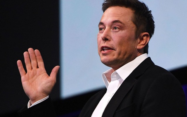 Sếp tàn nhẫn như Elon Musk: Sa thải nữ giám đốc trung thành, từng ngủ trên sàn văn phòng Twitter chạy deadline, từ mặt cả đồng nghiệp để lấy lòng tỷ phú