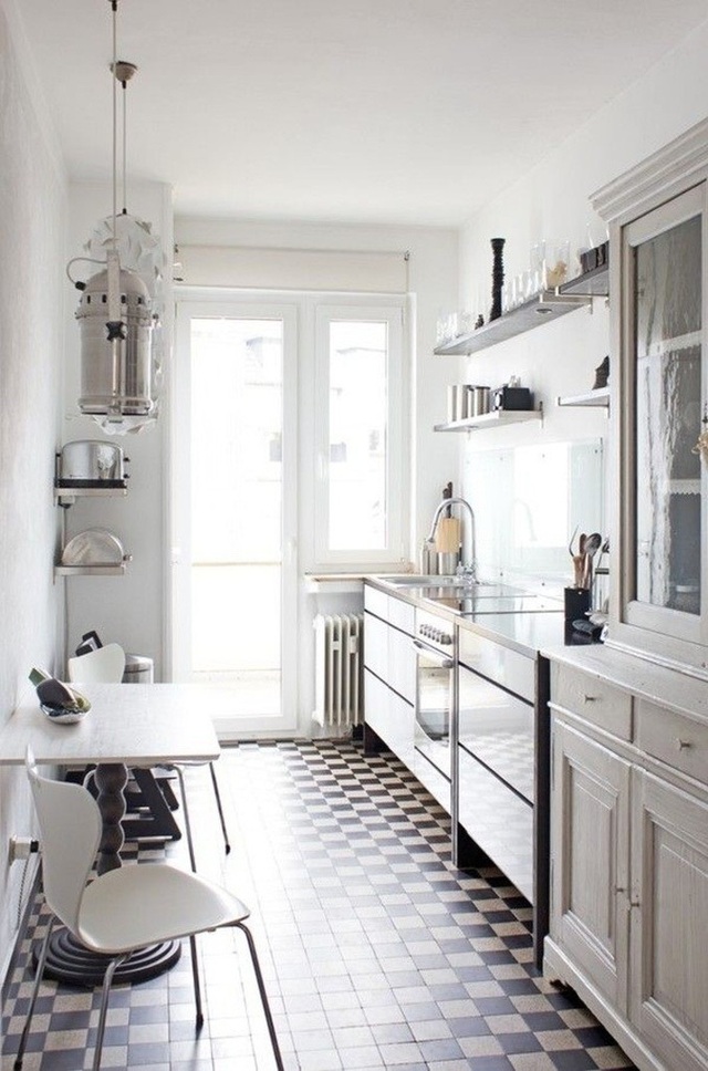Tư vấn cách sắp xếp căn bếp nhỏ nhưng vẫn đầy đủ công năng, sạch đẹp - Ảnh 4.