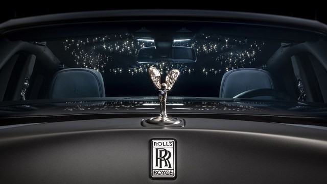 Rolls-Royce Phantom tinh xảo nhất thế giới: Làm khung mất 4 năm, bầu trời sao tốn cả tháng, là xe của đại gia chịu chơi đặt trước - Ảnh 9.
