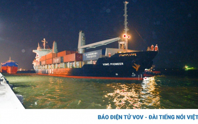 Việc đón tàu trọng tải lớn vào Cảng Cần Thơ giúp khơi thông luồng hàng hoá..