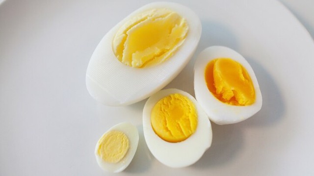 Trứng gà và trứng ngỗng, loại nào tốt hơn? - Ảnh 2.
