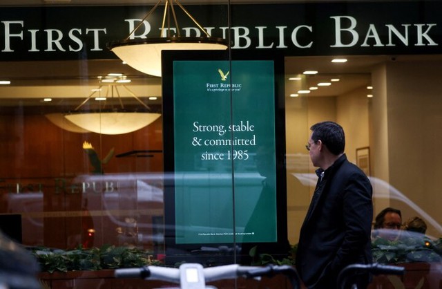 5 ngân hàng Mỹ đứng trước rủi ro lớn nhất hiện nay - Ảnh 1.