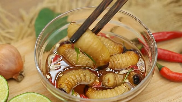 Khách Tây gợi ý danh sách 6 món Việt Nam nhất định phải thử: Có 2 món không phải ai cũng dám ăn - Ảnh 10.