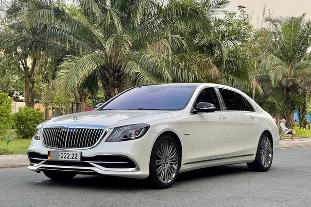 Đã Maybach lại còn ngũ quý 6, chiếc S 450 này đi 3 năm bán lại giá gần bằng xe mới - Ảnh 1.