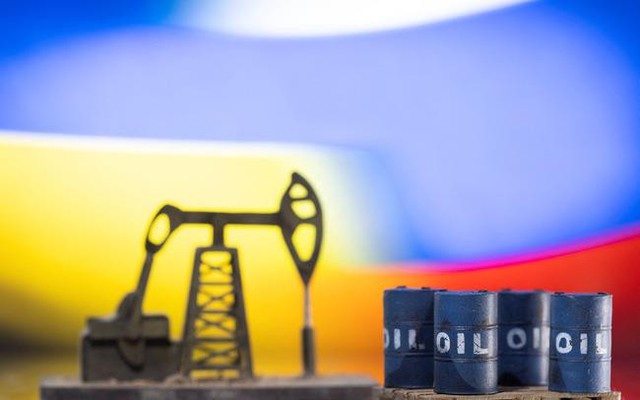 Thêm 1 khách sộp đam mê dầu giá rẻ của Nga, nỗ lực mua với giá 50 USD/thùng - Ảnh 1.