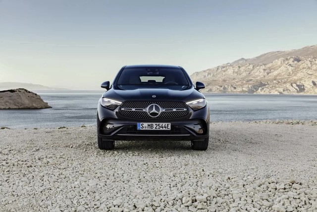 Ra mắt Mercedes-Benz GLC Coupe 2023: Cái gì cũng to lớn hơn, cạnh tranh X4 với nhiều đồ chơi công nghệ, về Việt Nam trong thời gian gần - Ảnh 6.