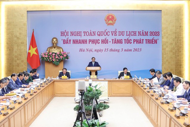 Thủ tướng: Du lịch Việt Nam mở cửa sớm, nhưng đi trước về chậm - Ảnh 2.
