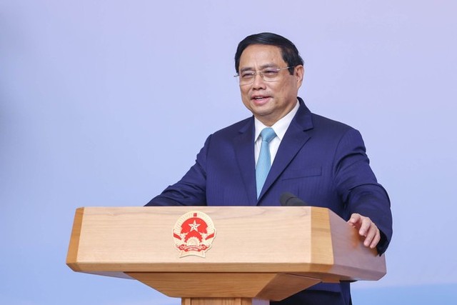 Thủ tướng: Du lịch Việt Nam mở cửa sớm, nhưng đi trước về chậm - Ảnh 1.