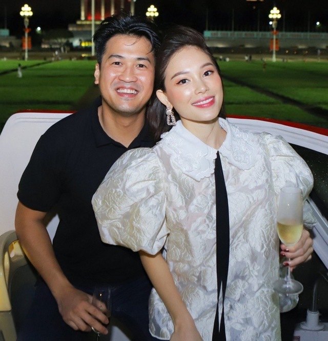 Linh Rin hé lộ ảnh cưới trên bãi biển bên bạn trai doanh nhân Phillip Nguyễn - Ảnh 5.