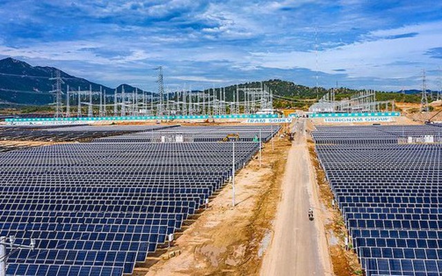 EVN giải thích việc dừng mua 172 MW điện mặt trời của Trung Nam