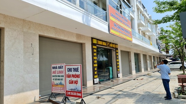 Hoàng loạt shophouse tiền tỉ ở Đà Nẵng ế ẩm, đắp chiếu chờ người mua - Ảnh 1.