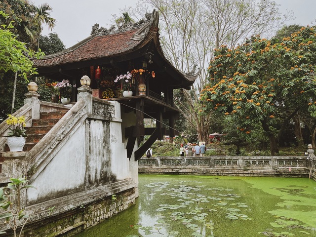 Ghé thăm ngôi chùa nổi tiếng từng xuất hiện trong sách giáo khoa, được ví như sen nở trên nước giữa lòng Hà Nội - Ảnh 20.
