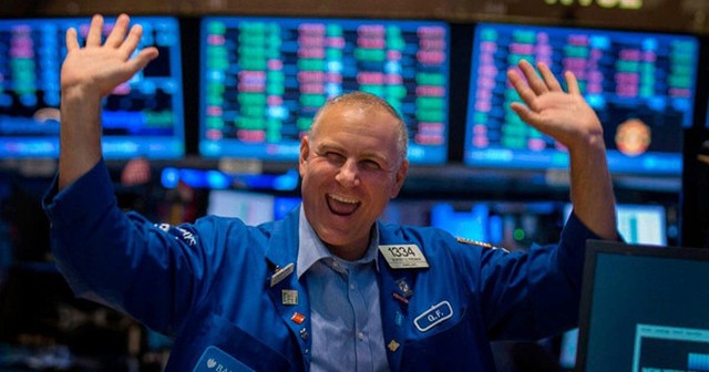 Có lúc tăng gần 500 điểm nhưng Dow Jones không giữ được thành quả, Nasdaq tăng 1%