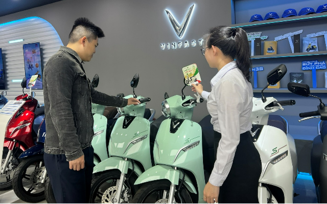 VinFast mở rộng hệ thống đại lý ủy quyền xe máy điện, người dùng hưởng lợi