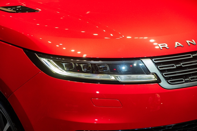 Range Rover Sport 2023 ra mắt Việt Nam: Giá cao nhất 8,57 tỷ đồng, gấp đôi BMW X5 - Ảnh 6.