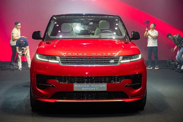 Range Rover Sport 2023 ra mắt Việt Nam: Giá cao nhất 8,57 tỷ đồng, gấp đôi BMW X5 - Ảnh 3.