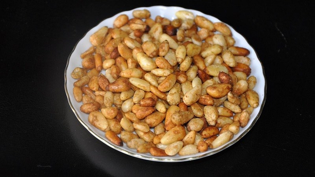 Loại hạt ở Việt Nam xưa rụng đầy gốc không ai lấy, nay lại thành đặc sản đắt đỏ cả nửa triệu/kg - Ảnh 10.