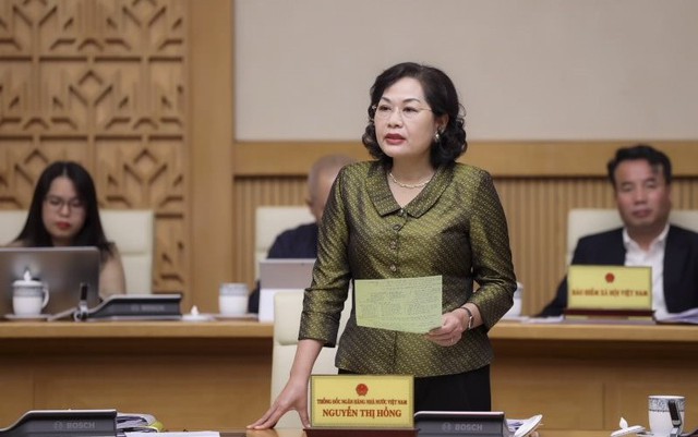Thống đốc Nguyễn Thị Hồng phát biểu tại phiên họp (Ảnh: Dương Giang)