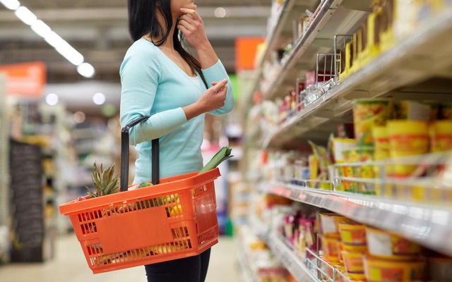 8 mẹo mua sắm khi đi siêu thị giúp tiết kiệm khoản tiền không nhỏ - Ảnh 3.