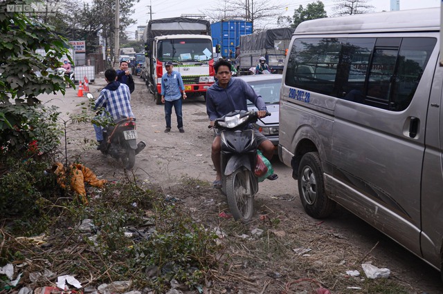 Tài xế xin nghỉ việc, ăn chực nằm chờ xếp lốt đăng kiểm xe - Ảnh 12.