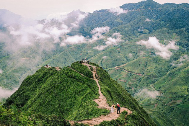  Có đến hai địa danh mang tên Tà Xùa khiến nhiều người nhầm lẫn: Một nơi săn mây đỉnh cao, nơi kia thì trekking siêu xịn - Ảnh 11.