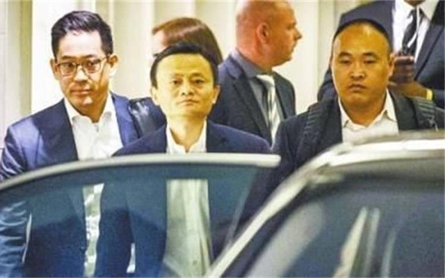 Cựu vệ sĩ từng được Jack Ma tin tưởng coi như "hình với bóng", đi đâu cũng kè kè hộ tống giờ ra sao?