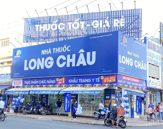 Chuỗi dược Long Châu tiếp tục đi như "vũ bão": Mở mới 119 cửa hàng trong quý 1, tăng trưởng doanh thu gấp rưỡi, mỗi ngày thu về 36,5 tỷ đồng