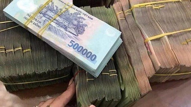 Cập nhật lãi suất ngày 5/4: Vietcombank, Agribank, VietinBank, BIDV thay đổi ra sao?