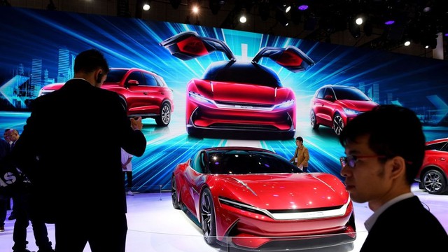 Không phải Toyota hay Volkswagen, đây mới là  thách thức lớn nhất hiện tại của Tesla: Mục tiêu bán gần 10.000 xe/ngày cả xăng và điện, vươn 'vòi bạch tuộc' ra khắp thị trường Âu, Á - có cả Việt Nam