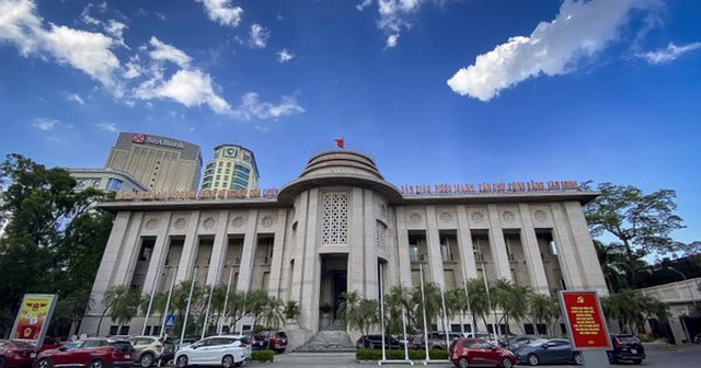 國家銀行開始向銀行系統注入近 1110,000 億越南盾