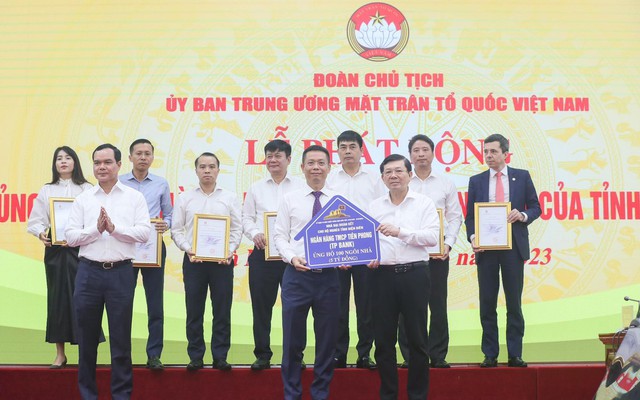 TPBank ủng hộ 5 tỷ đồng xây dựng nhà Đại đoàn kết tại tỉnh Điện Biên