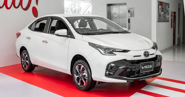 Vừa chào sân, Toyota Vios 2023 đã giảm đậm tại đại lý, giá mới chỉ từ 450 triệu đồng