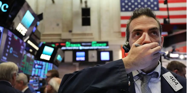 Nhà Trắng cảnh báo kịch bản tồi tệ nếu nước Mỹ vỡ nợ: Thị trường chứng khoán có thể sụt giảm 45%, suy thoái sâu sẽ ập đến ngay trong quý 3/2023