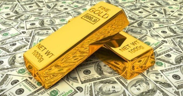 Đầu tư vàng hay USD để sinh lời?