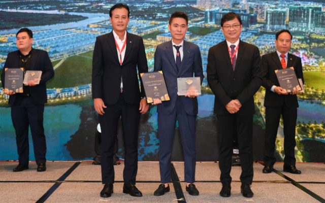 Vinhomes đạt top 10 chủ đầu tư hàng đầu Việt Nam tại BCI Asia Awards 2023