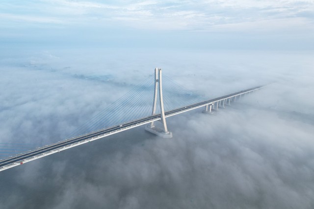 Cầu 5.700 tỷ có trụ tháp cao nhất, cọc khoan sâu nhất Việt Nam