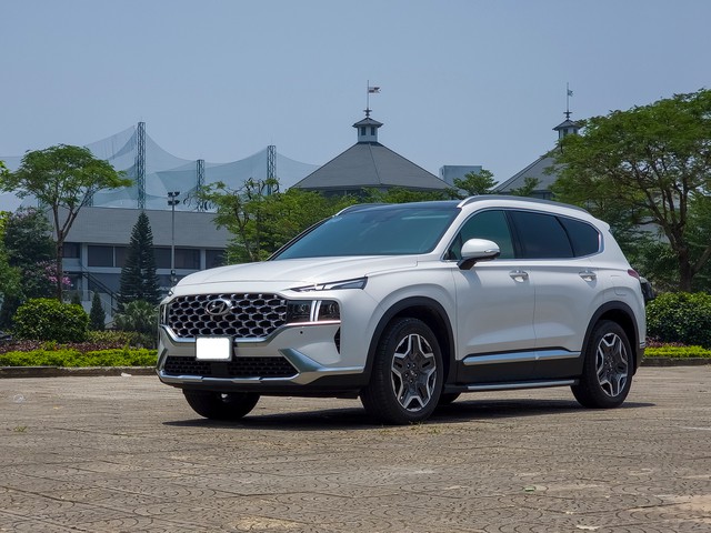 Trải nghiệm Hyundai Santa Fe sau 10 vạn km