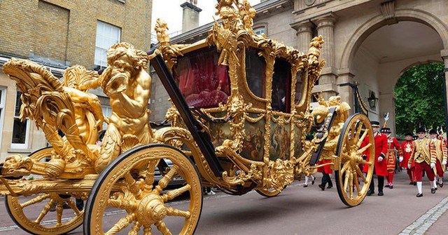 'Cỗ xe vàng ròng' trong lễ đăng quang Vua Charles: Bí ẩn đằng sau bảo vật quốc gia 260 năm tuổi