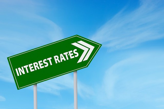 Quan chức Fed: NHTW sẽ tăng lãi suất thêm 'vài lần' nữa cho đến khi đạt được mục tiêu