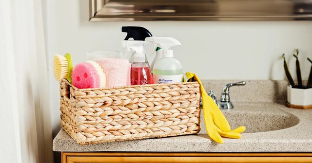 7 thói quen đơn giản giúp phòng tắm luôn sạch sẽ gọn gàng