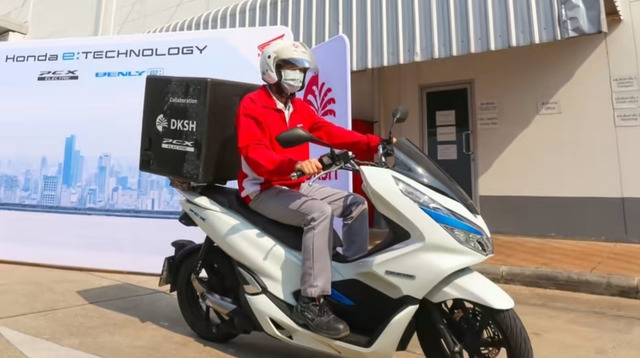 Xe điện Honda PCX Electric bất ngờ xuất hiện tại Việt Nam