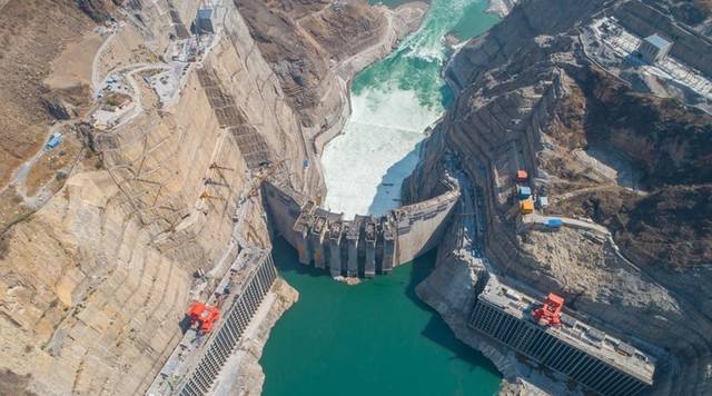 Trung Quốc sở hữu một siêu đập thủy điện ‘khổng lồ’: Chi phí xây lên tới 440 nghìn tỷ, sức chứa 7,4 tỷ mét khối nước, độ cao đập Tam Hiệp còn ‘thua xa’