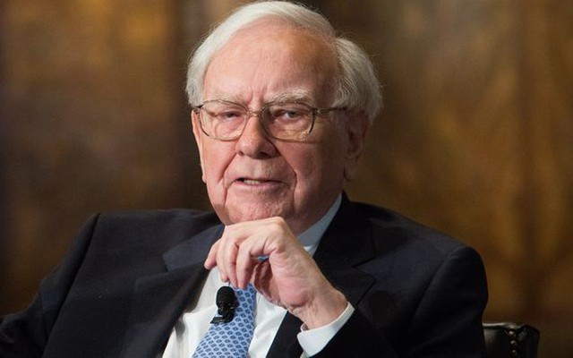 “Thần chứng khoán” Warren Buffett nhấn mạnh 2 điều người giàu “coi như sinh mệnh”, người thường không trân trọng nên khó đổi đời