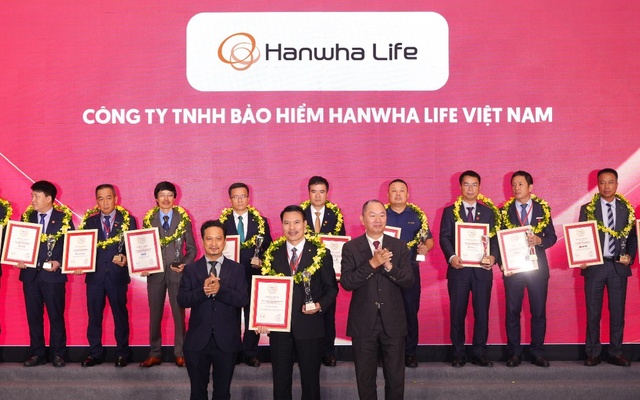 Hanwha Life Việt Nam liên tục giữ vững danh hiệu Công ty bảo hiểm uy tín