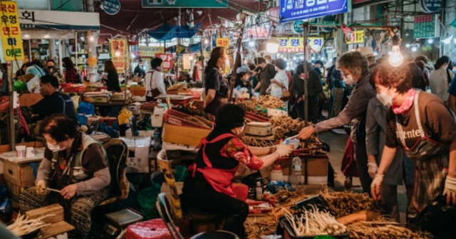 Nghịch lý mùa Trung thu ở Hàn Quốc: Nhà nhà háo hức đón lễ đoàn viên lớn nhất của năm nhưng phụ nữ lại "sợ hãi" đến ám ảnh