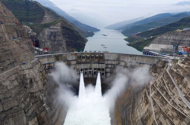 Nhà máy thủy điện Baihetan của Trung Quốc. Ảnh: Reuters