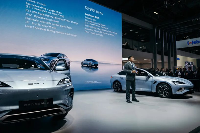 Hãng xe điện BYD của Trung Quốc được kỳ vọng tạo ấn tượng trong triển lãm tổ chức tại Đức. Ảnh: Felix Schmitt/ New York Times